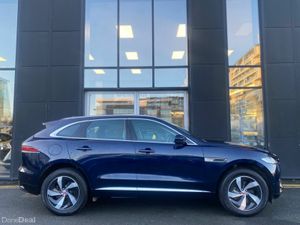 Jaguar F-Pace 2.0d SE Auto AWD - Image 4