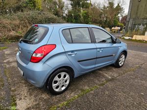 Hyundai i20 2011 1.2 delux one owner - Image 4