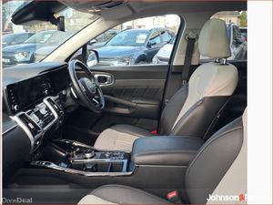 Kia Sorento 2.2 K3 4X2 Diesel 7 seats - Image 4