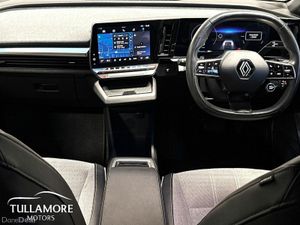 Renault Megane E-Tech EV60 220hp Techno - Image 2