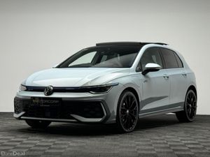 Volkswagen Golf GTE 1.5 PHEV 272HP DSG *PAN ROOF* - Image 3
