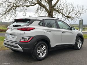 Hyundai KONA 2023 Comfort Low Mileage - Image 4