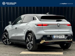 Renault Megane E-Tech EV60 220hp Launch Edition - Image 2