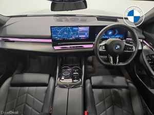 BMW 5-Series 530e M Sport Saloon - Image 4