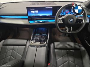 BMW i5 M60 Saloon - Image 4