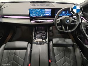 BMW 5-Series 530e M Sport Saloon - Image 4