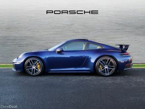 Porsche 911 Carrera GTS - Image 4