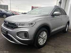 Volkswagen T-Roc LIFE 1.0 TSI MANUAL 6SPEED FWD 11 - Image 3