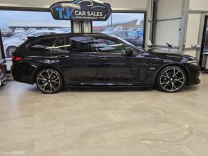 23 BMW 530 e M-SPORT TOURING X-DRIVE (AWD) HYBRID - Image 4