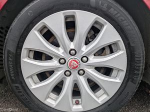 Jaguar XE R-SPORT /NEW NCT 11/26 - Image 3