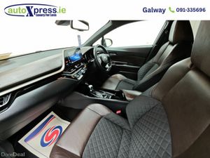 Toyota C-HR 1.8 Excel CVT Automatic, Reversing cam - Image 4