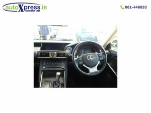 Lexus IS Hybrid VERSION L, Reversing camera - Image 4