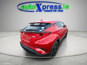 Toyota C-HR Hybrid G, Ultra Low mileage, reversing - Image 3
