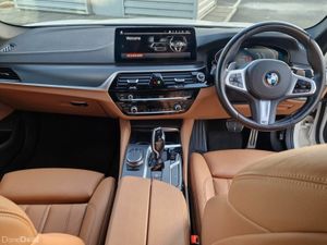 BMW 5-Series 520d xDrive M Sport Saloon - Image 4