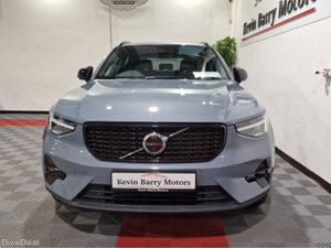 Volvo XC40 T4 PLUS DARK RECHARGE AUTOMATIC **ONE O - Image 3