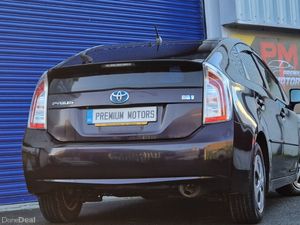 Toyota prius AA Approved - Image 4