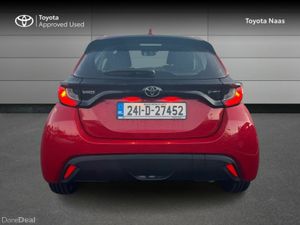 Toyota Yaris YARIS HYBRID 1.5 LUNA - Image 4