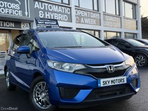 2016 Honda Fit  1.5 Hybrid auto Top Specs - Image 2