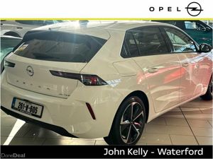 Opel Astra 1.2 ELEHANCE 130 BHP - Image 2