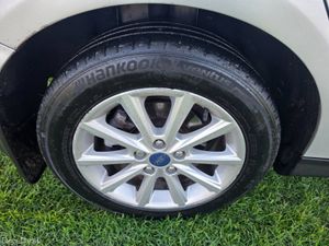 Ford Focus 1 litre ( NCT and TAX ) - Image 3
