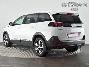 Peugeot 5008 1.2 PureTech 130bhp Allure - Image 3