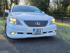 2009 Lexus LS 600 h Road tax 400 euro - Image 2
