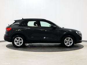 *39* 2022 Audi Q3 1.4tfsi technik - Image 3