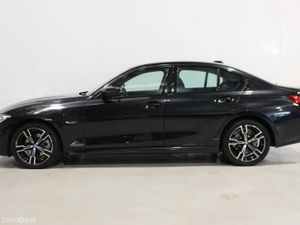 BMW 3-Series 2022 330e m sport LCI - Image 4