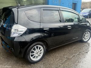 2012 Honda Fit sports Hybrid Automatic - Image 4