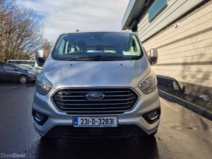 FORD TOURNEO CUSTOM / 2023 / 8 SEATER / MANUAL - Image 2