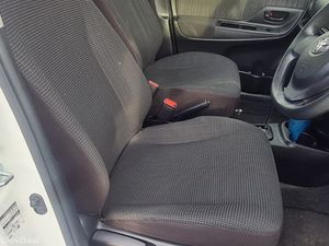 Toyota Vitz 2017 - Image 3