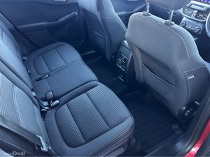 Ford Kuga TITANIUM 5DR 1.5 TD 120 S6.2 M6 F - Image 3