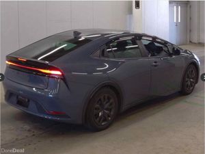 Toyota Prius COMING SOON // BLUETOOTH // METALLIC - Image 4