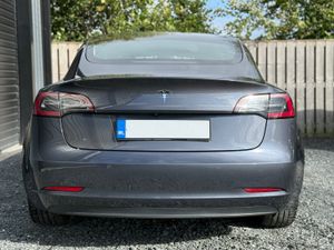212 Tesla Model 3 Standard Plus - Image 3