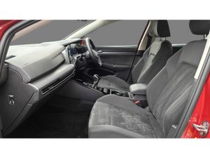 Volkswagen Golf STYLE 2.0 TDI 115 BHP 5DR- AS NEW - Image 4