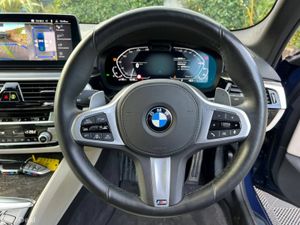 BMW 5-Series 530e M-SPORT COMPETITION 2.0 // LCI M - Image 4