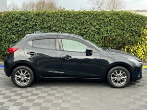 Mazda Demio 1.3 SKYACTIV // HEATED SEATS // HEADS- - Image 2