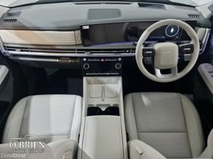 Hyundai Santa Fe 1.6 PHEV 4WD Premium DEMO - Image 2