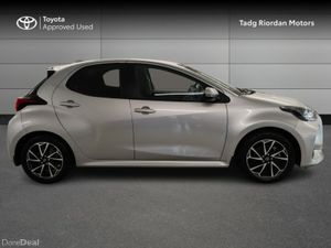 Toyota Yaris 1.5 HYBRID L/SPORT - Image 3