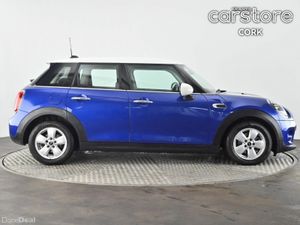 Mini Cooper Cooper Classic - Image 2