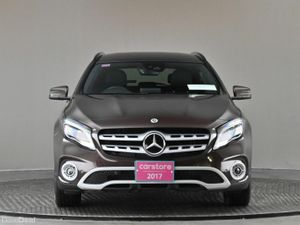 Mercedes-Benz GLA GLA 180 **HALF LEATHER**REVERSE - Image 2