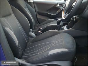 Peugeot 208 **TINY MILEAGE**1.2 PETROL - Image 4