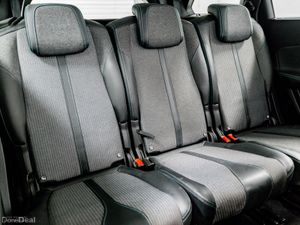 Peugeot 5008 Allure 1.5 Diesel 130HP - 7 Seats - Image 4