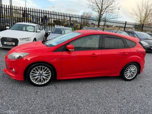 *LOW KM* 2013 (131) Ford Focus 1.0 Zetec S 125 - Image 4