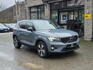 2022 VOLVO XC40 1.5 RECHARGE PLUS. - Image 2