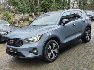 2022 VOLVO XC40 1.5 RECHARGE PLUS. - Image 4