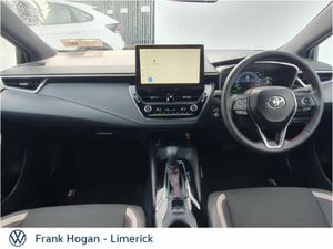 Toyota Corolla GR Sport Hatchback 1.8 Hybrid - CAL - Image 2