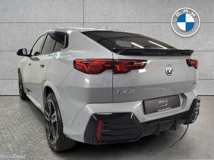 BMW iX2 eDrive20 M Sport - Image 2