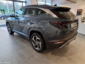 Hyundai Tucson EXECUTIVE PLUS HYBRID ** VERY LOW K - Image 3