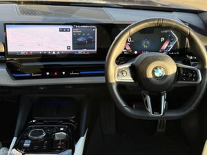 BMW 5-Series 520i M Sport Saloon - Image 4